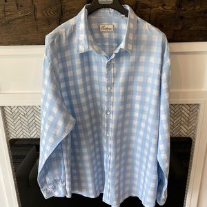 3xl blue and white checkered button up.